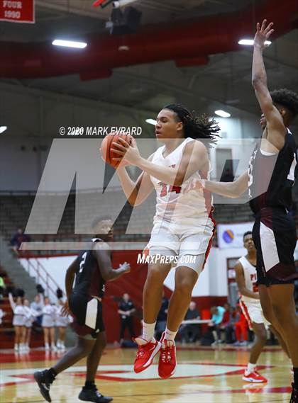 Thumbnail 3 in Pike vs. Lawrence Central photogallery.