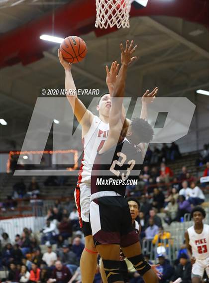 Thumbnail 2 in Pike vs. Lawrence Central photogallery.