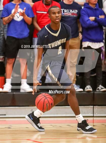 Thumbnail 1 in Desert Vista @ Corona del Sol photogallery.