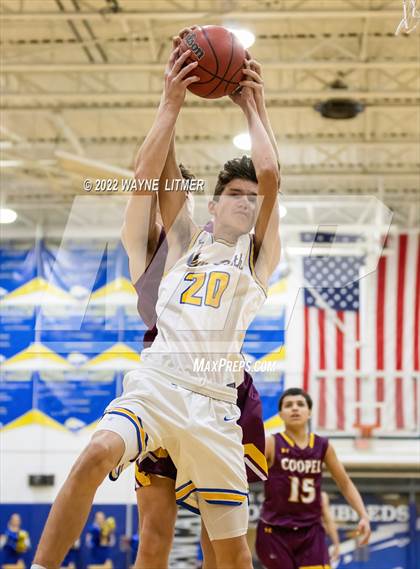 Thumbnail 2 in Cooper @ Newport Central Catholic photogallery.