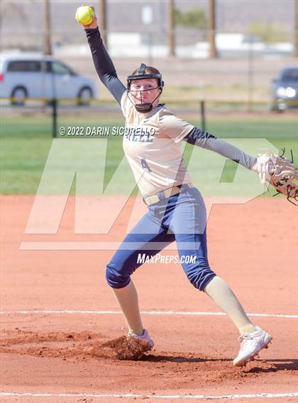 Thumbnail 1 in Casteel vs Bloomfield (Dave Kops Tournament of Champions) photogallery.