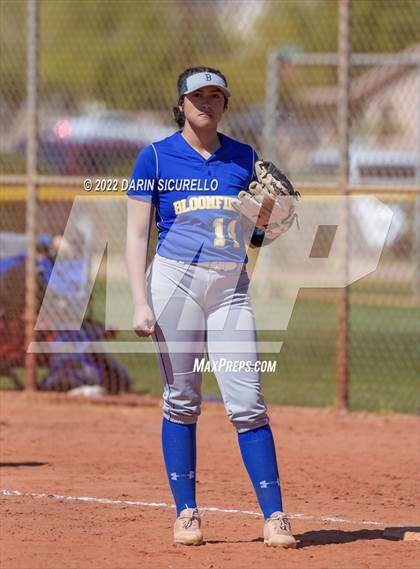 Thumbnail 2 in Casteel vs Bloomfield (Dave Kops Tournament of Champions) photogallery.