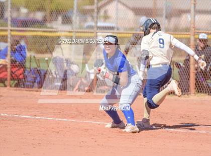 Thumbnail 1 in Casteel vs Bloomfield (Dave Kops Tournament of Champions) photogallery.