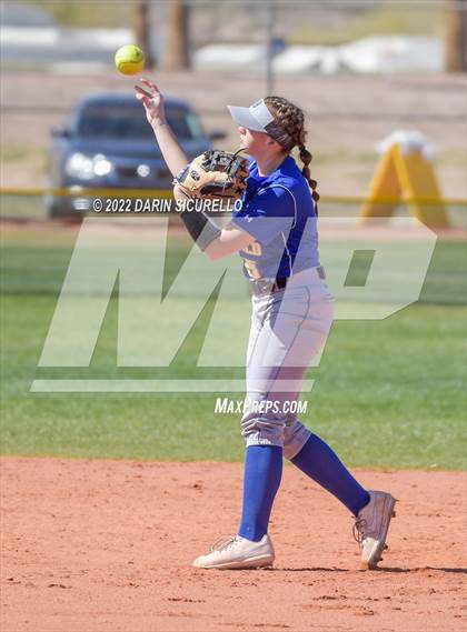 Thumbnail 3 in Casteel vs Bloomfield (Dave Kops Tournament of Champions) photogallery.
