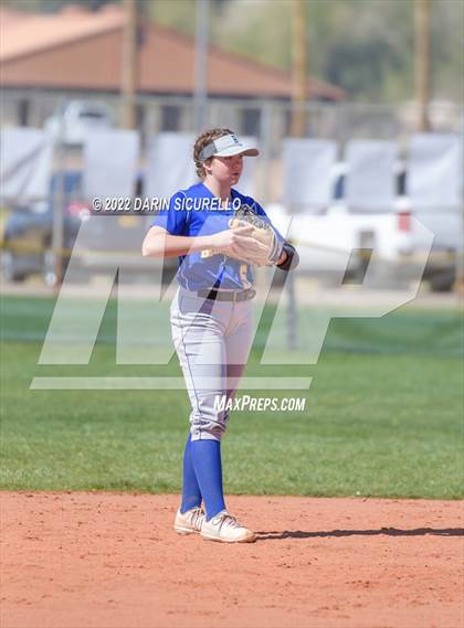 Thumbnail 1 in Casteel vs Bloomfield (Dave Kops Tournament of Champions) photogallery.
