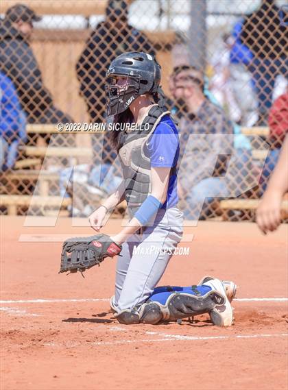 Thumbnail 1 in Casteel vs Bloomfield (Dave Kops Tournament of Champions) photogallery.