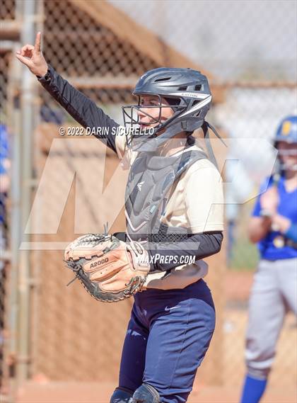 Thumbnail 3 in Casteel vs Bloomfield (Dave Kops Tournament of Champions) photogallery.