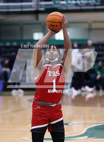 Thumbnail 1 in The Burlington School vs. Christ School photogallery.