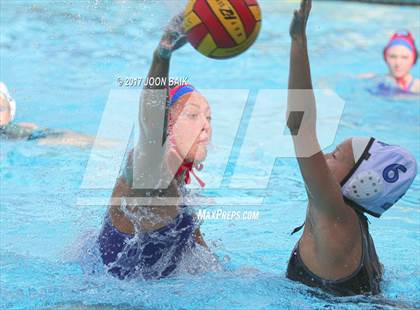 Thumbnail 2 in Davis vs. Clovis North (NorCal Invitational) photogallery.