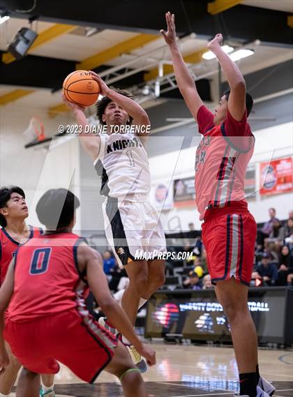 Thumbnail 1 in Beckman @ Foothill photogallery.