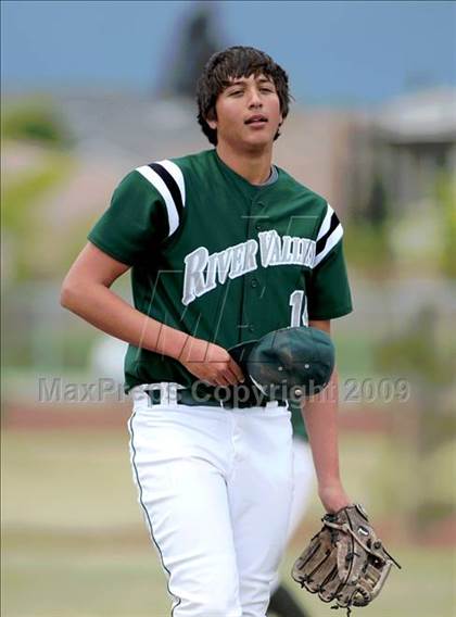 Thumbnail 3 in Foothill vs River Valley (River City Baseball Classic) photogallery.