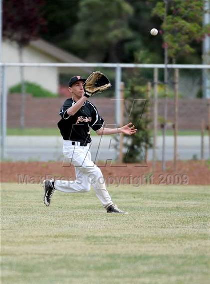 Thumbnail 1 in Foothill vs River Valley (River City Baseball Classic) photogallery.