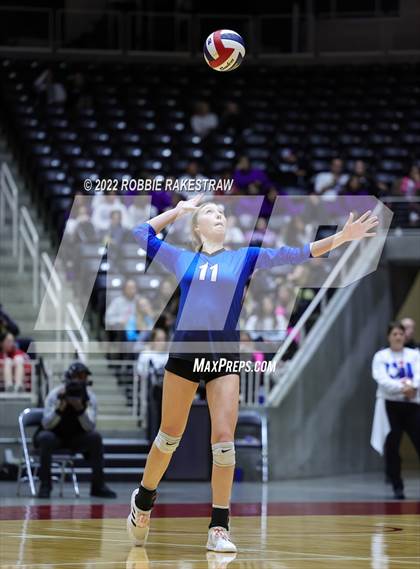 Thumbnail 1 in Windthorst vs. Schulenburg (UIL 2A Semifinal) photogallery.