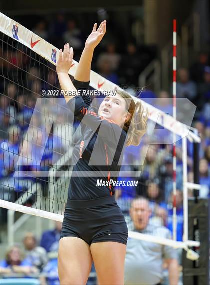 Thumbnail 1 in Windthorst vs. Schulenburg (UIL 2A Semifinal) photogallery.