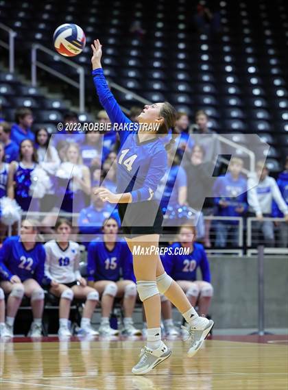 Thumbnail 1 in Windthorst vs. Schulenburg (UIL 2A Semifinal) photogallery.