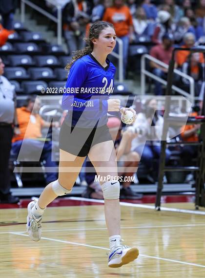 Thumbnail 2 in Windthorst vs. Schulenburg (UIL 2A Semifinal) photogallery.