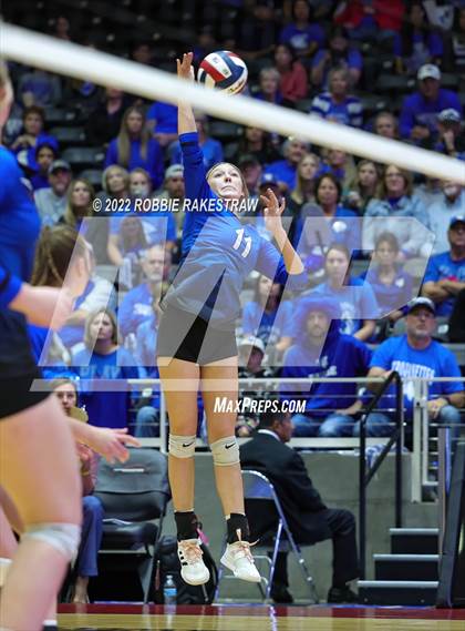 Thumbnail 1 in Windthorst vs. Schulenburg (UIL 2A Semifinal) photogallery.