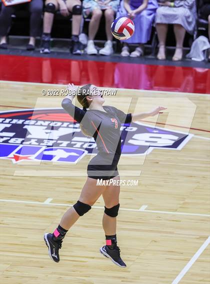 Thumbnail 3 in Windthorst vs. Schulenburg (UIL 2A Semifinal) photogallery.