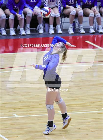 Thumbnail 3 in Windthorst vs. Schulenburg (UIL 2A Semifinal) photogallery.