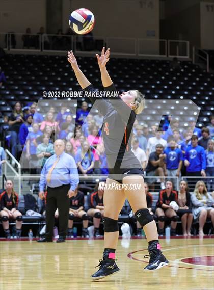 Thumbnail 2 in Windthorst vs. Schulenburg (UIL 2A Semifinal) photogallery.