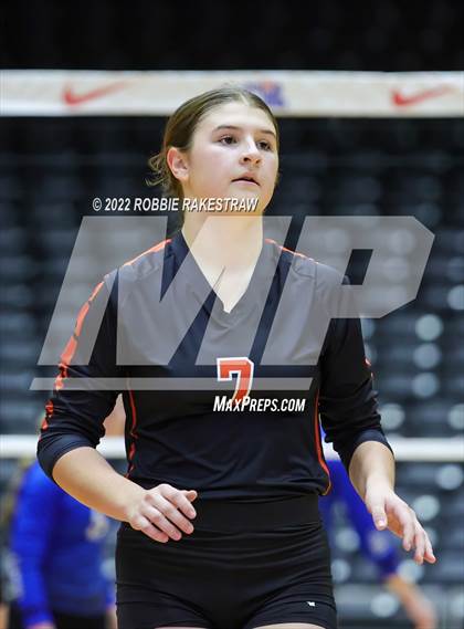 Thumbnail 1 in Windthorst vs. Schulenburg (UIL 2A Semifinal) photogallery.
