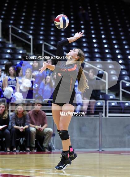 Thumbnail 3 in Windthorst vs. Schulenburg (UIL 2A Semifinal) photogallery.