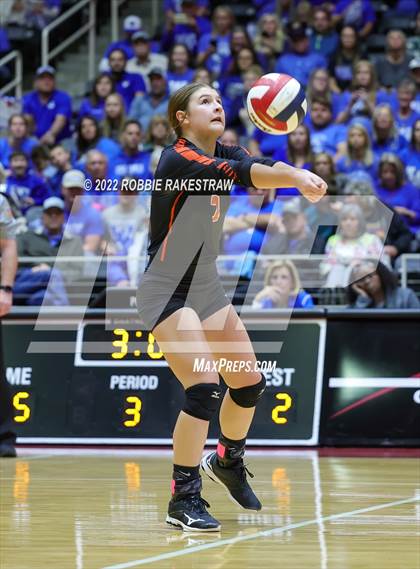 Thumbnail 2 in Windthorst vs. Schulenburg (UIL 2A Semifinal) photogallery.