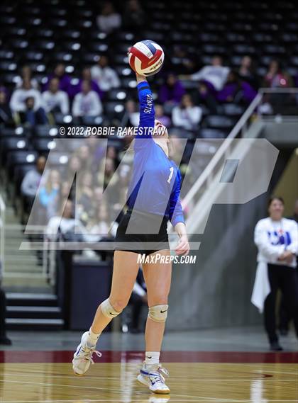 Thumbnail 2 in Windthorst vs. Schulenburg (UIL 2A Semifinal) photogallery.