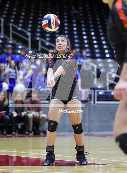 Thumbnail 2 in Windthorst vs. Schulenburg (UIL 2A Semifinal) photogallery.