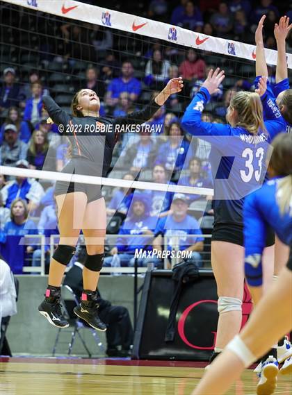 Thumbnail 1 in Windthorst vs. Schulenburg (UIL 2A Semifinal) photogallery.
