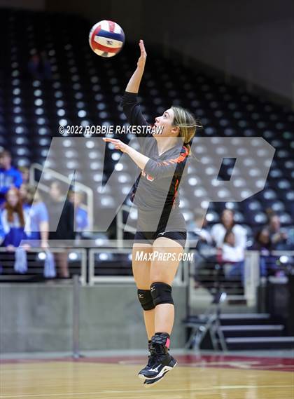 Thumbnail 3 in Windthorst vs. Schulenburg (UIL 2A Semifinal) photogallery.