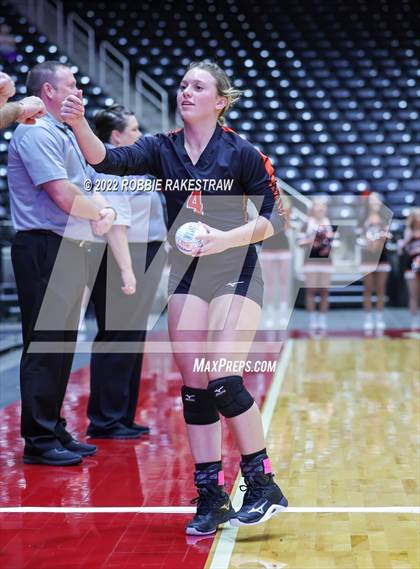 Thumbnail 2 in Windthorst vs. Schulenburg (UIL 2A Semifinal) photogallery.