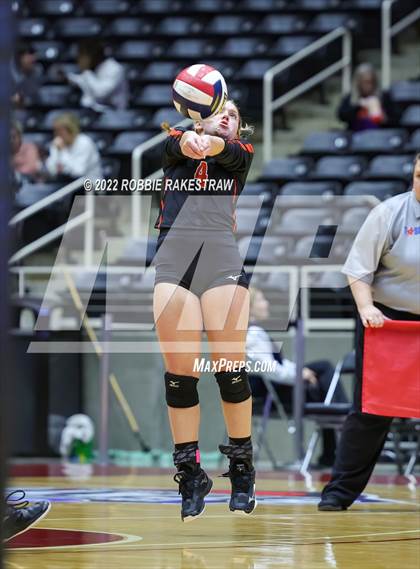 Thumbnail 1 in Windthorst vs. Schulenburg (UIL 2A Semifinal) photogallery.