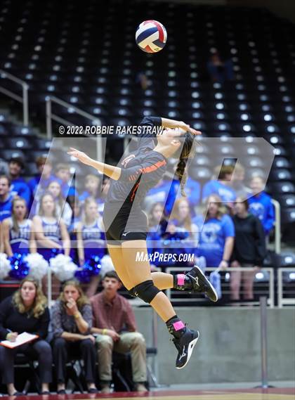 Thumbnail 1 in Windthorst vs. Schulenburg (UIL 2A Semifinal) photogallery.
