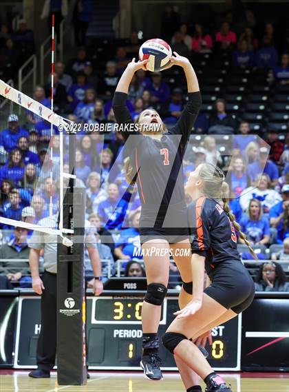 Thumbnail 3 in Windthorst vs. Schulenburg (UIL 2A Semifinal) photogallery.