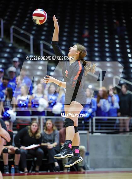 Thumbnail 3 in Windthorst vs. Schulenburg (UIL 2A Semifinal) photogallery.