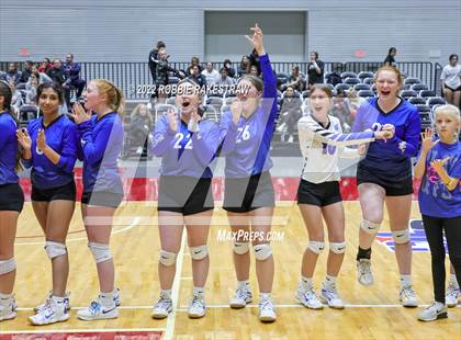 Thumbnail 2 in Windthorst vs. Schulenburg (UIL 2A Semifinal) photogallery.