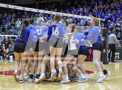 Thumbnail 2 in Windthorst vs. Schulenburg (UIL 2A Semifinal) photogallery.