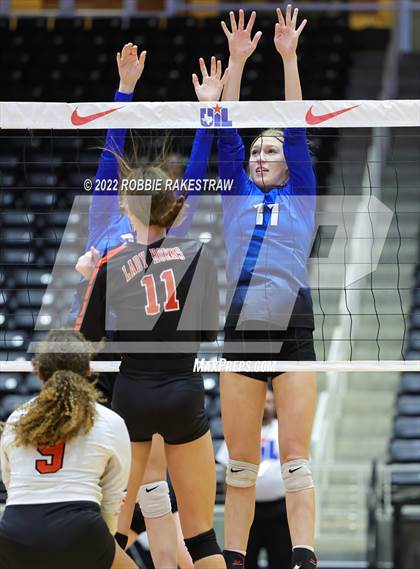 Thumbnail 2 in Windthorst vs. Schulenburg (UIL 2A Semifinal) photogallery.