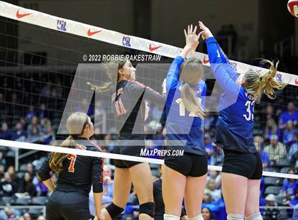 Thumbnail 3 in Windthorst vs. Schulenburg (UIL 2A Semifinal) photogallery.