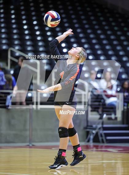 Thumbnail 1 in Windthorst vs. Schulenburg (UIL 2A Semifinal) photogallery.