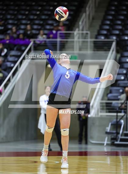 Thumbnail 2 in Windthorst vs. Schulenburg (UIL 2A Semifinal) photogallery.