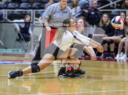 Thumbnail 3 in Windthorst vs. Schulenburg (UIL 2A Semifinal) photogallery.