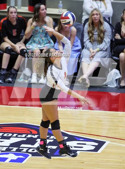 Thumbnail 2 in Windthorst vs. Schulenburg (UIL 2A Semifinal) photogallery.