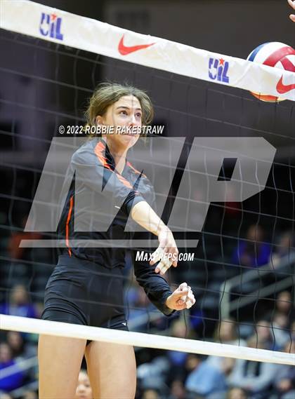 Thumbnail 3 in Windthorst vs. Schulenburg (UIL 2A Semifinal) photogallery.