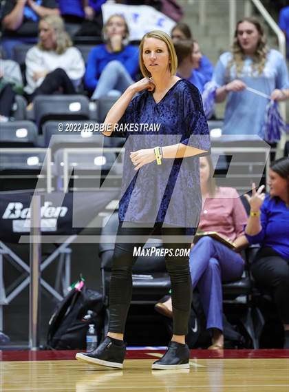Thumbnail 1 in Windthorst vs. Schulenburg (UIL 2A Semifinal) photogallery.