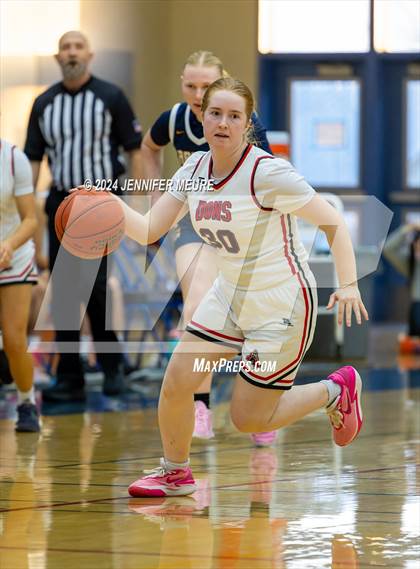 Thumbnail 2 in Arroyo Grande vs. Aragon photogallery.
