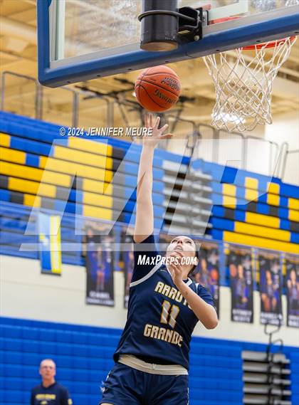 Thumbnail 2 in Arroyo Grande vs. Aragon photogallery.
