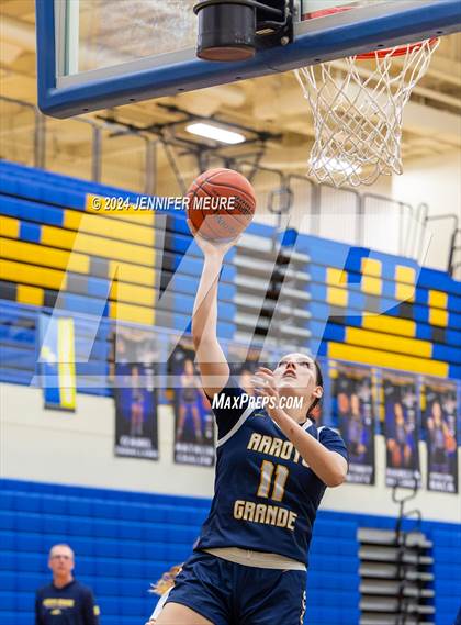 Thumbnail 1 in Arroyo Grande vs. Aragon photogallery.