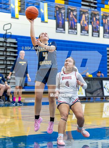 Thumbnail 1 in Arroyo Grande vs. Aragon photogallery.
